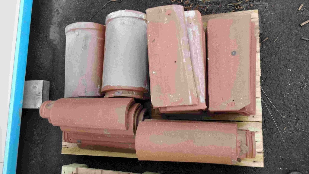 Tuile faitière ref SFAA5 F ste foy