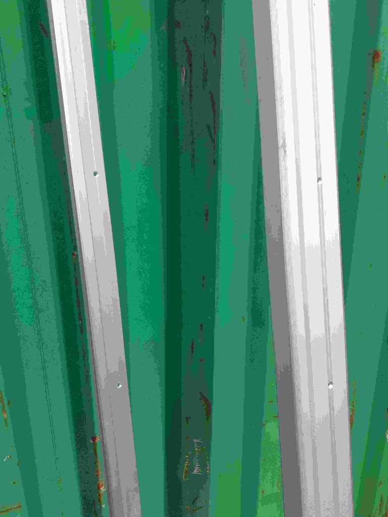 Nez de marche alu à visser 25 * 35 mm