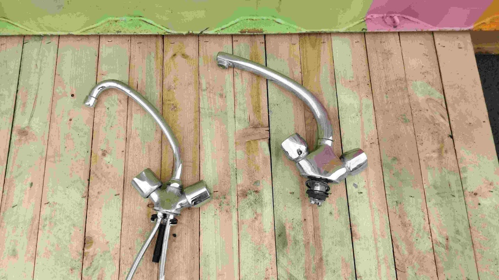 Robinet mélangeur de cuisine