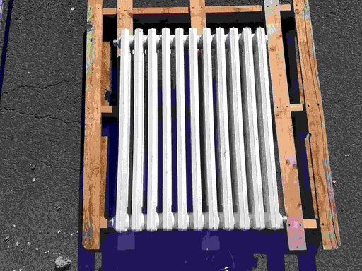 [#INV7] Radiateur à eau fonte 2 colonnes sans pieds