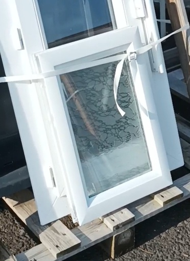 [#1212] Fenêtre PVC 2 vantaux double vitrage blanche