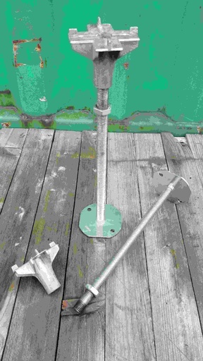 [#1340] Pied verin plancher technique tête et embase